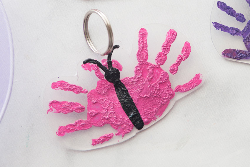 How to Make a Shrinky Dink Handprint Keychain  A Visual Merriment: Kids  Crafts, Adult DIYs, Parties, Planning + Home Decor