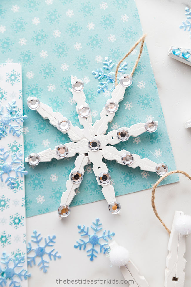 Clothespin Snowflake Craft for Kids - Happy Toddler Playtime