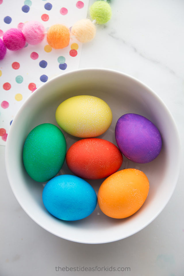 How to Dye Eggs with Food Coloring - The Best Ideas for Kids