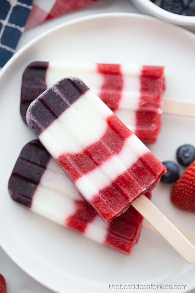 Red White and Blue Popsicles (Healthy Homemade Popsicles) Recipe