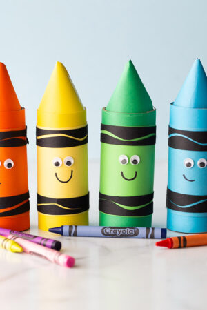 https://www.thebestideasforkids.com/wp-content/uploads/2020/08/Toilet-Paper-Roll-Crayons-Cover-300x450.jpg