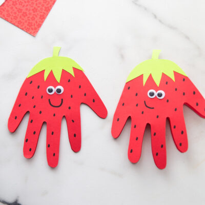 Ladybug Handprint - The Best Ideas for Kids