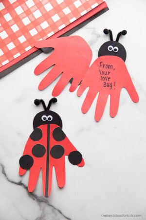 Ladybug Handprint - The Best Ideas for Kids