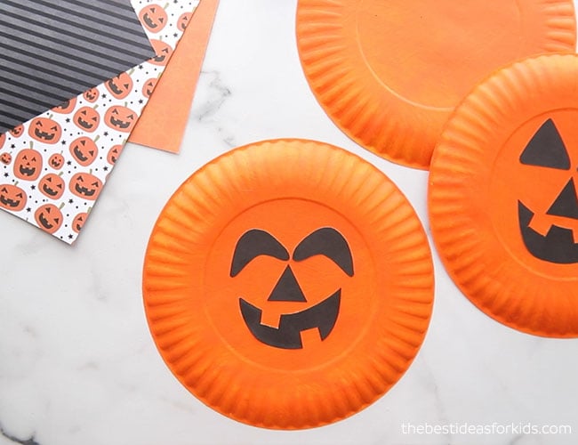 Paper Plate Pumpkin - The Best Ideas for Kids