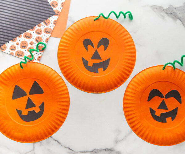 Easy Pumpkin Paper Plate Craft - The Best Ideas for Kids