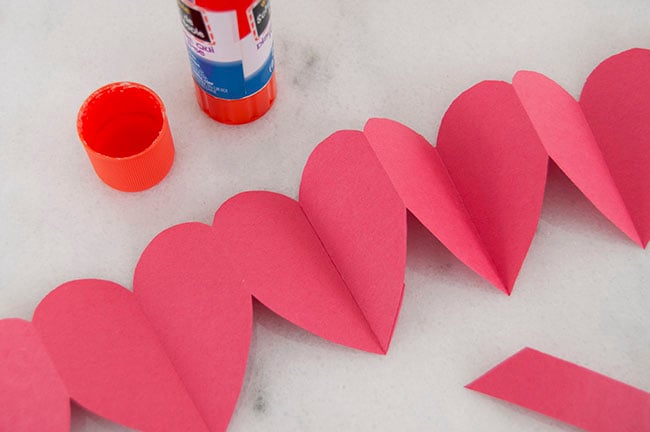 Paper Heart Chain (Free Templates) - The Best Ideas for Kids