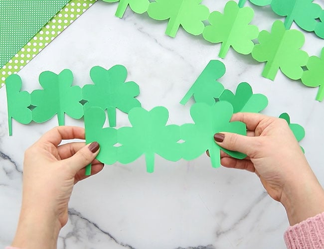 Shamrock Paper Chain - The Best Ideas For Kids