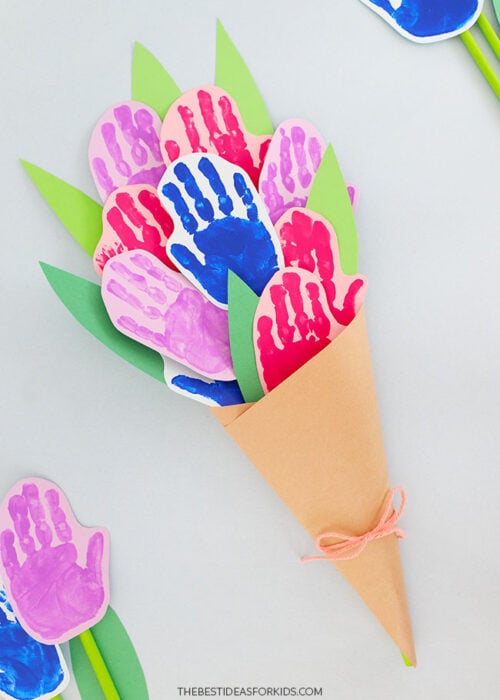 Handprint Flower Craft - The Best Ideas for Kids