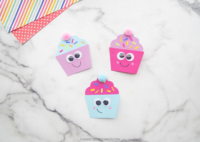 Cupcake Craft with Paper