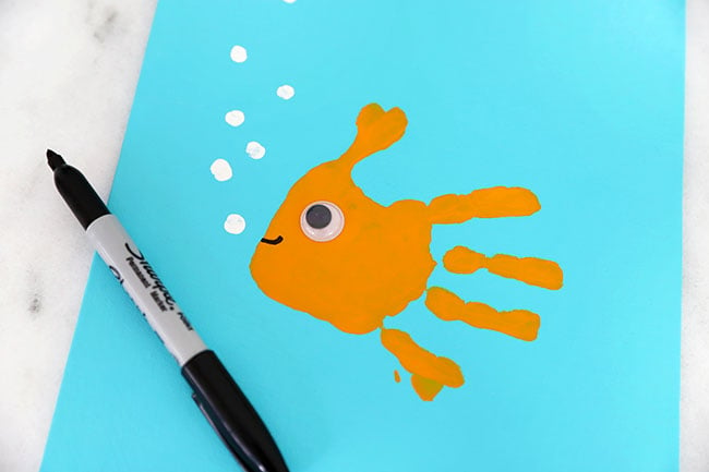 Handprint Fish - The Best Ideas for Kids