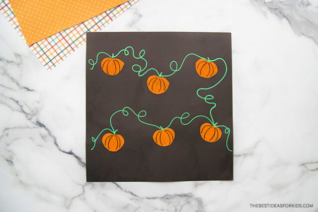 Pumpkin Patch Craft with Paper Rolls