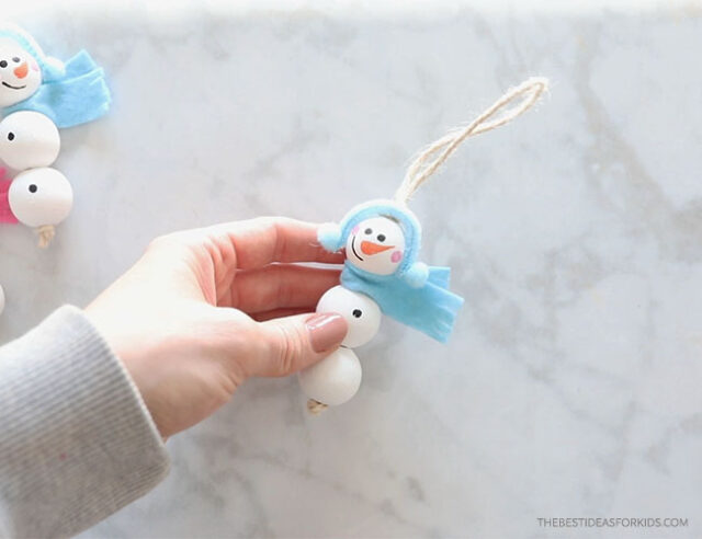 Glue Scarf to Snowman